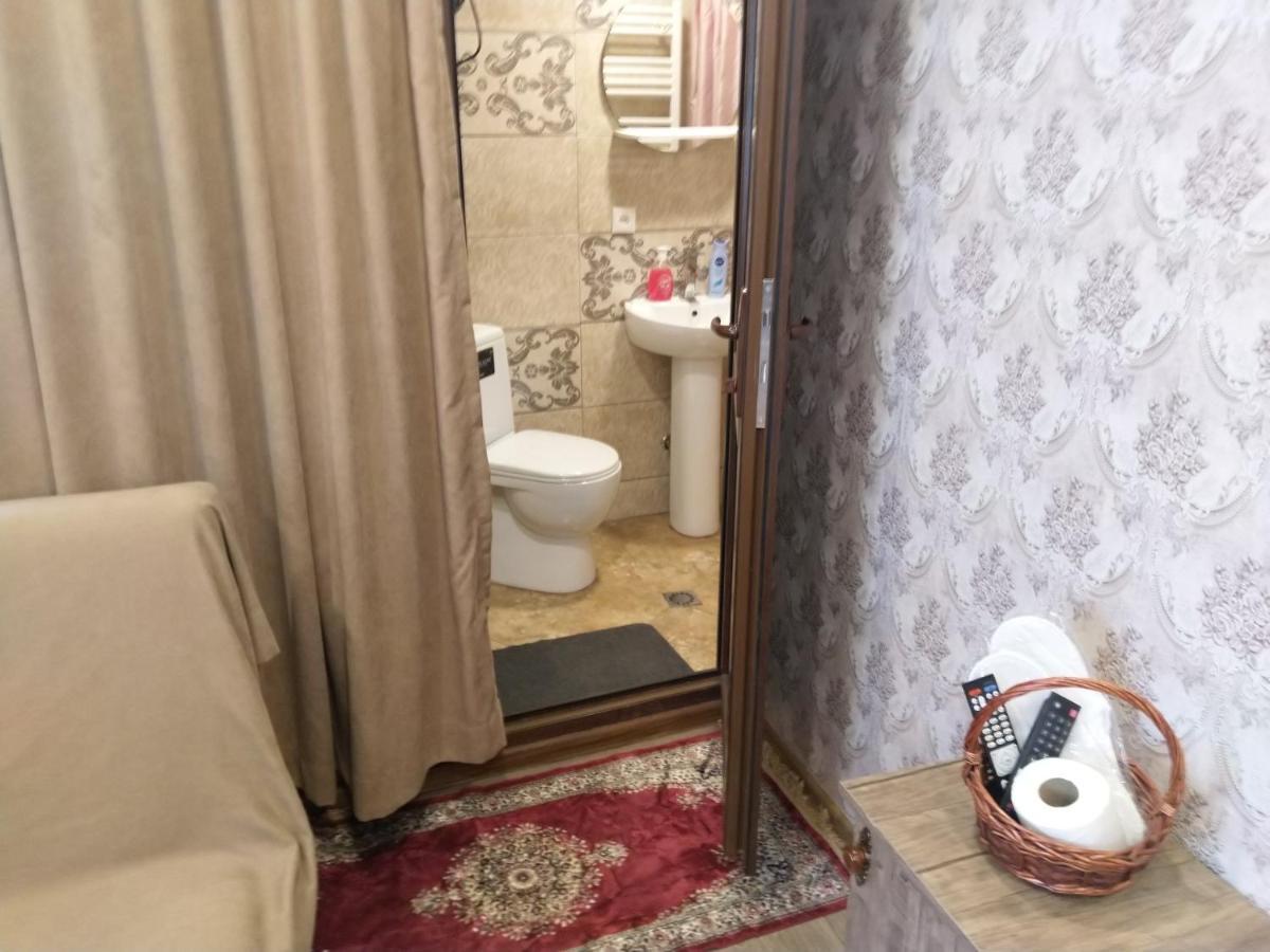 Old Tbilisi Tsiskari Apt Extérieur photo