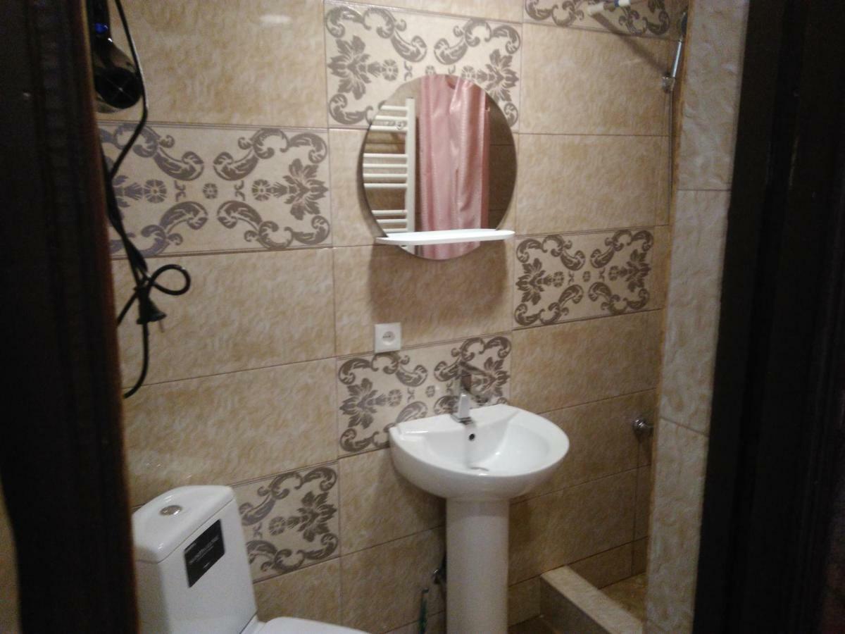 Old Tbilisi Tsiskari Apt Extérieur photo